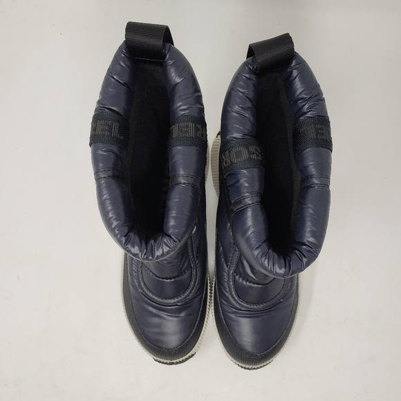 Sorel Out N About Puffy Mid Waterproof Winter Boots Navy size 7 - Picture 3 of 9